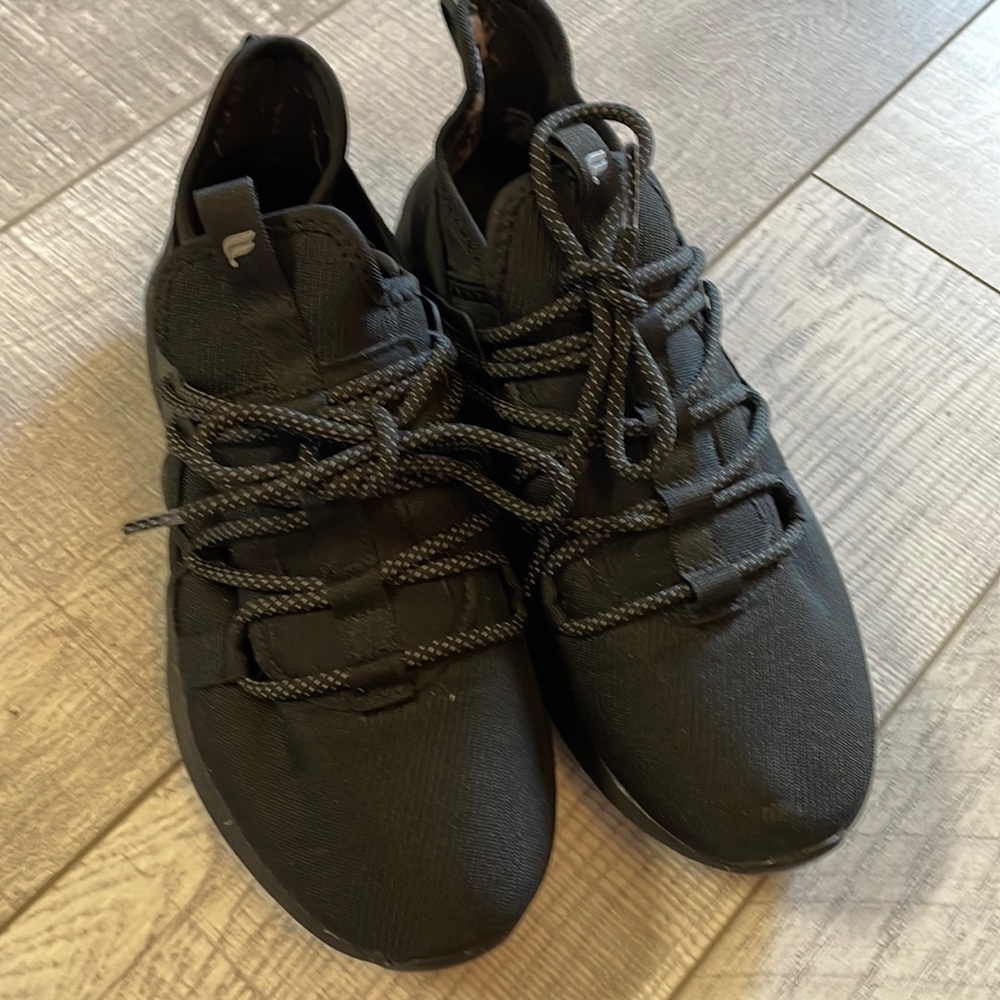 Fabletics sneaker
